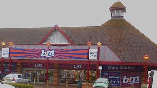 B&M Store