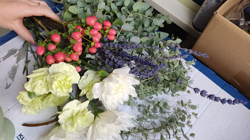 Patri Flores | Bespoke Wedding Florals - Thumbnail