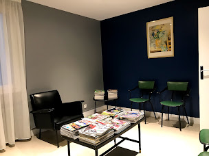 Photo n°5 de Dr Fouad El Hammouti, chirurgien dentiste, implants dentaires à Tours à Tours (Parodontiste)