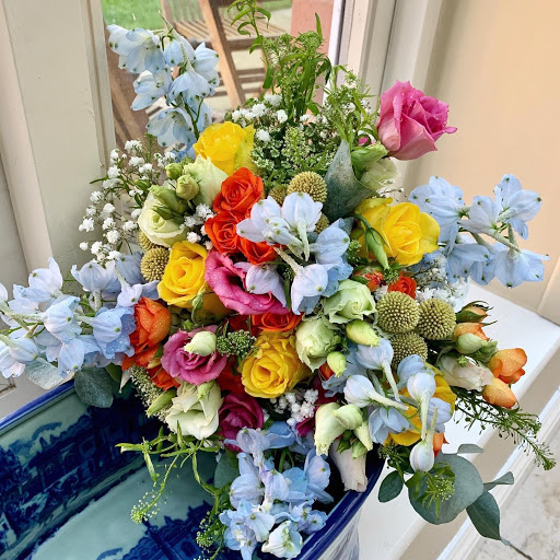 Amore Flowers (with Rona’s Flowers) - Thumbnail