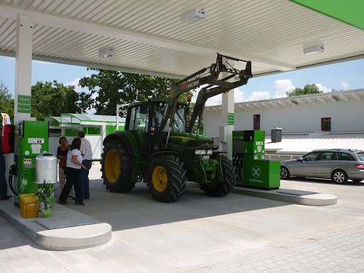 Raiffeisen automatic filling station 24