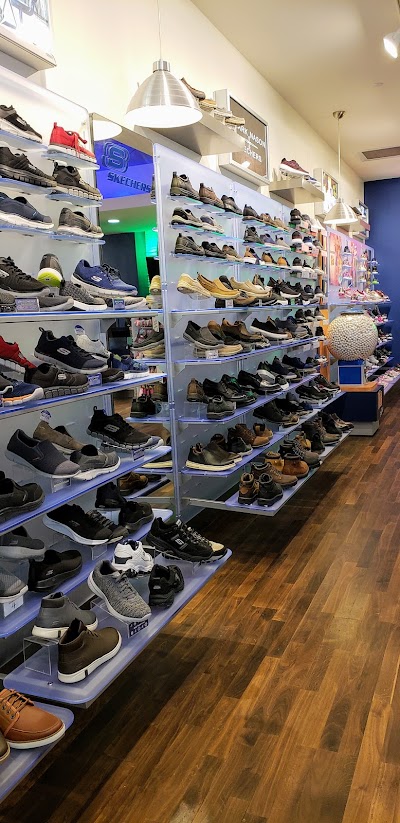 SKECHERS Retail