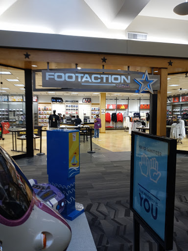 Footaction - Visual