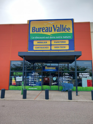 Les Arcades de Claira - C C Carrefour Claira - Lieu dit Saint Jaume du Crest 66530, Claira, France
