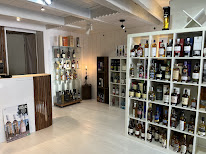 Cave Vin sur Table - Caviste Œnologue - Sainte Marie Île de Ré à Sainte-Marie-de-Ré