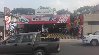 Photos of Tecnollantas JC