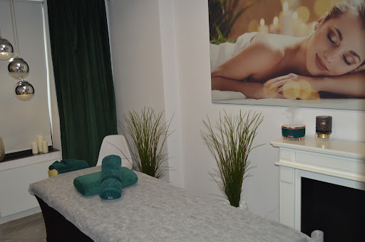 Marlena Gadomska Face & Body Massage