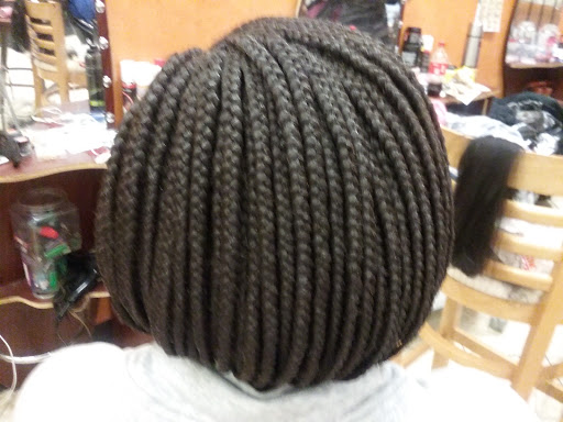 Clem's African Hair Braiding - Thumbnail