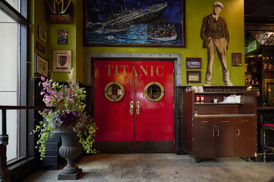 Kieran's Irish Pub by null