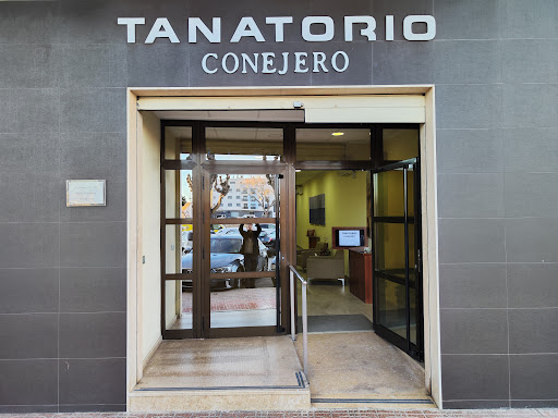 Funeraria CONEJERO Oficina | 964571000 | Servicio 24h - Spain