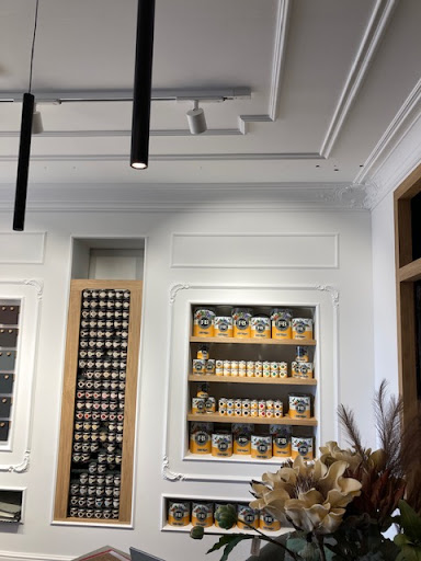 Hall Décor - Visual