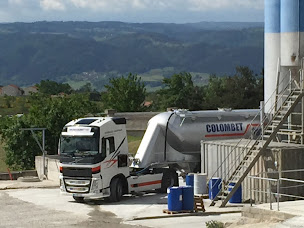 Photo n°4 de Transports Colombet Et Fils à Sainte-Sigolène (Service de transport)