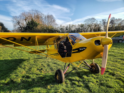 Vitry-En-Artois Airport