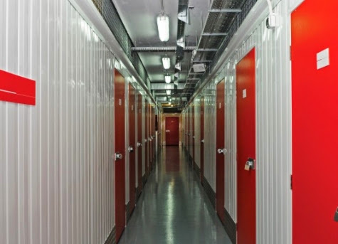 Cube Self Storage - Visual