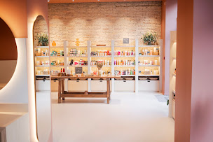 Photo n°15 de La Belle Boucle Studio à Marseille (Magasin de cosmétiques)