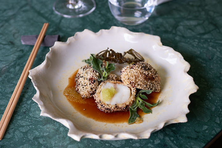 Beaverbrook Town House by null