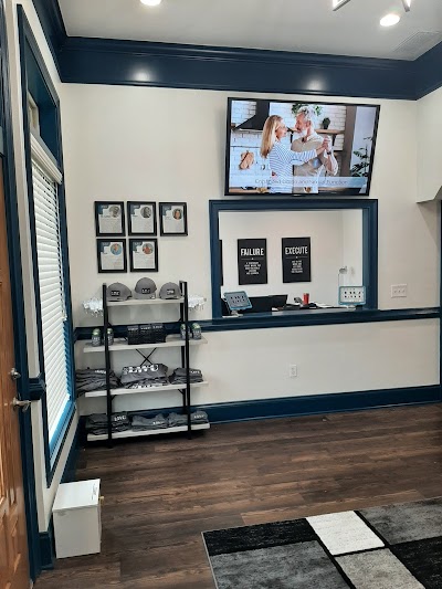 Photo of Live Well Cumming clinic location