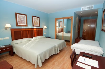 Photos of Hotel Santiago Le&oacute;n