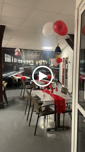 Photo 10 - Le V2S Restaurant