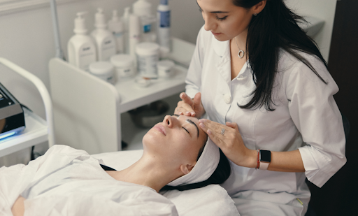 Skin Care Doctor in Jaipur Who Understands Indian Skin

If y
