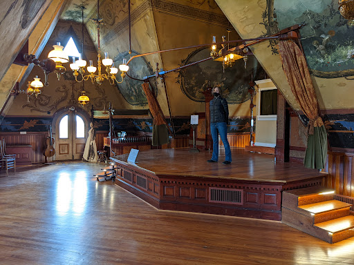 Körner's Folly Gallery - United States