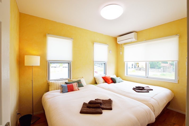 セブンスアベニュー八重瀬