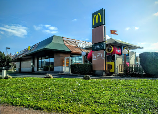 Photo 9 - Chill'n Burger
