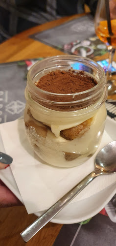 http://restauracjakos.pl/pl/restauracja-kos-na-widelcu/