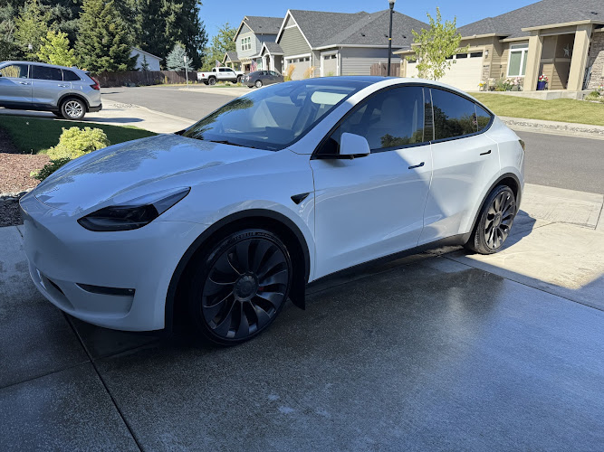 The Detail Maestro - Le Champagne of Auto Detailing