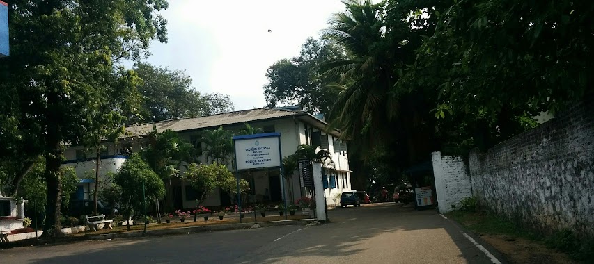 Borella Police Station, Author: Nipun Suwandaratna