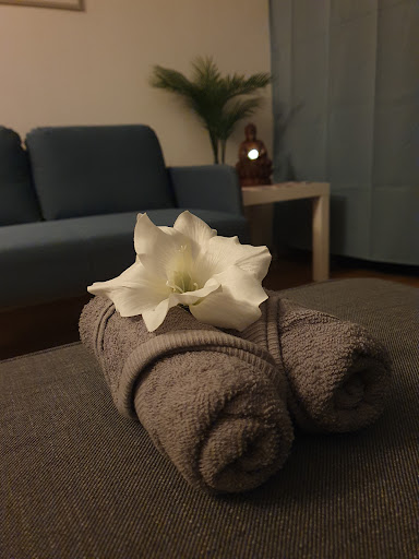 Aurora Wellness Massage - Thumbnail