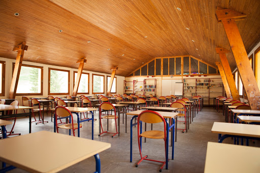 Private Middle School Sainte Croix Des Neiges - Thumbnail