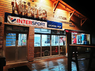 Photo n°9 de INTERSPORT - AX LES THERMES - BONASCRE à Ax-les-Thermes (Magasin d'articles de snowboard)