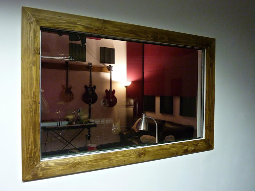 Big Red Studios - Visual