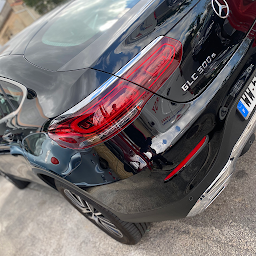 Photo n°14 de Garage AD Carrosserie MD Cars Franchise Offerte* à Marseille (Magasin de pièces automobiles)