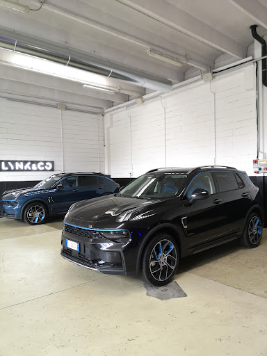 Lynk & Co | Hub Milano - Thumbnail