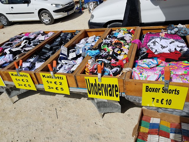 Birgu Flea Market / Car boot Sale