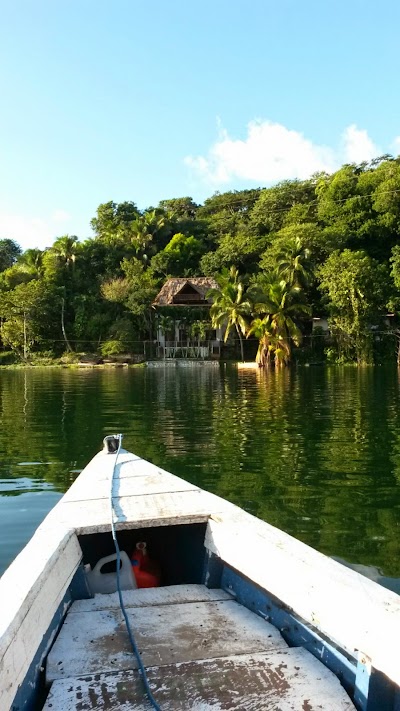 Photos of Hotel y Restaurante La Mesa de los Mayas