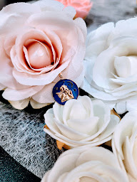 Photo n°24 de Ô Perles d'Ambre à Granville (Bijouterie)