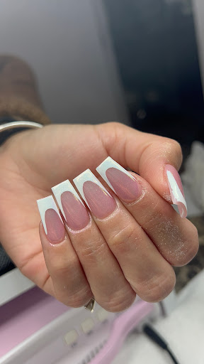 Glitter Nails by Gaby - Thumbnail