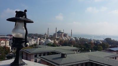 Deluxe Golden Horn Hotel