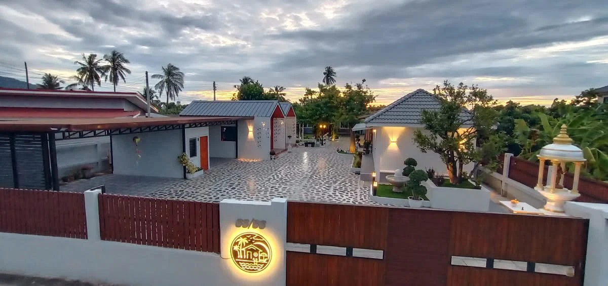 66 POOLVILLA (66 พูลวิลล่า)