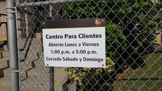 UPS Centro Para Clientes, Author: Shae Archer