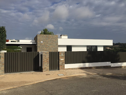 UPDATE, Lda. localiza-se em Praceta Fonte da Moura nº 2, 2730-208