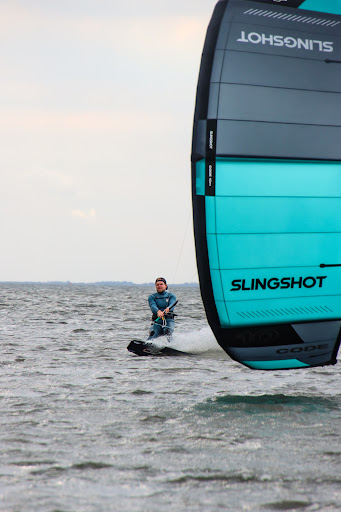 Kitefocus Online Surfstore - Wassersportartikel & Kleidung - Thumbnail
