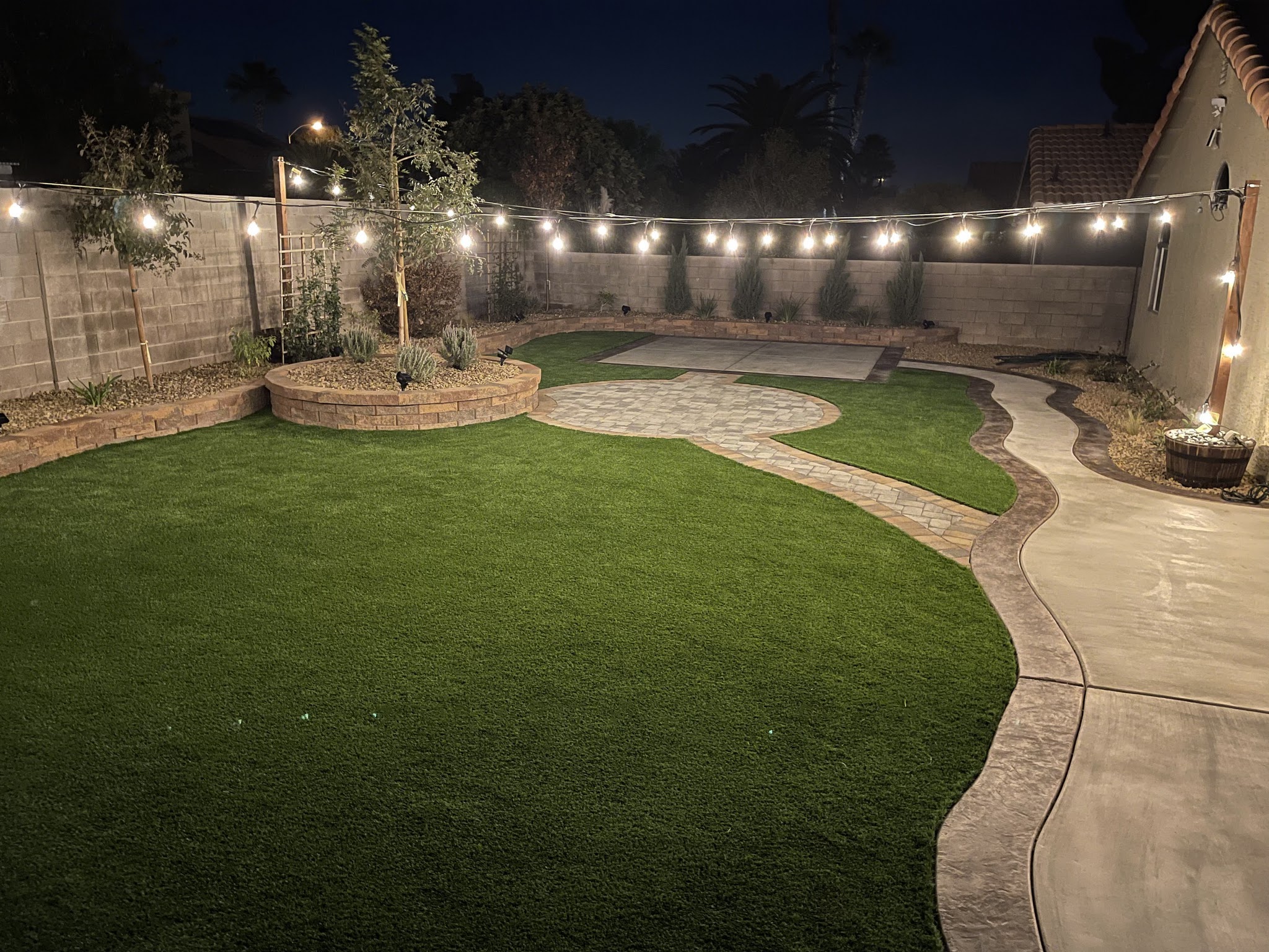 Iconic Outdoor Services