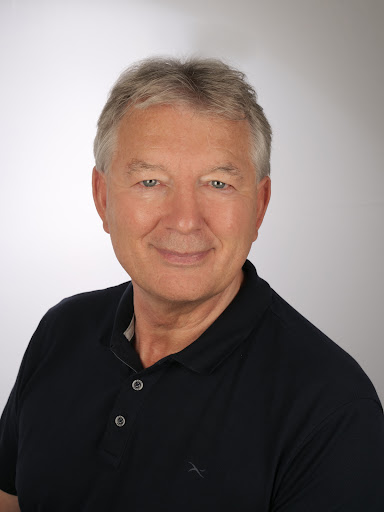 Neckartal Immobilien GmbH ⭐⭐⭐⭐⭐ Ludwigsburg, Neckarweihingen Büro Siegfried Massier