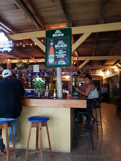 Photos of Scottys Crocodile Cove
