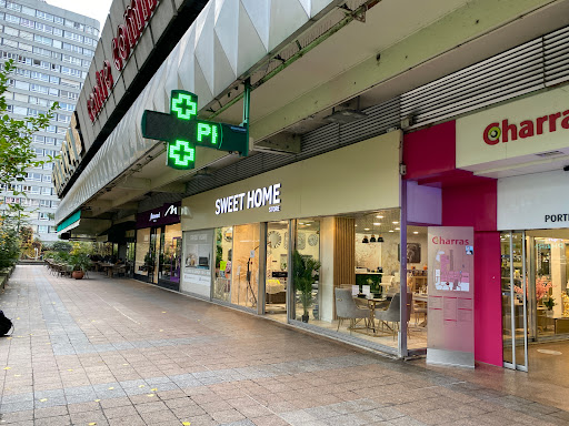 Centre Commercial Charras