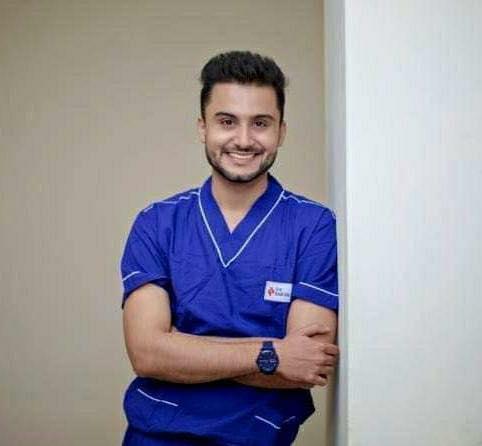 Dr Aditya Kaushik Mbbs Dnb Orthopaedics Gold Medalist